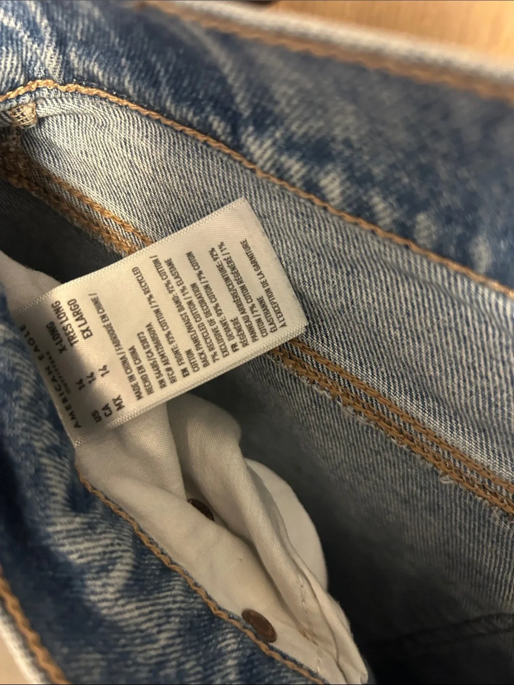 American Eagle Outfitters Light Blue Denim Jeans